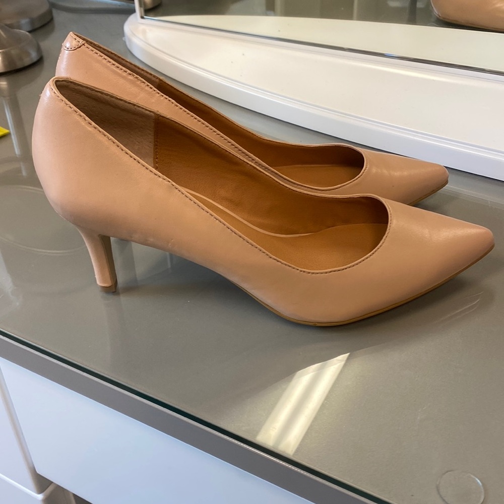 Kenneth Cole Reaction Heels